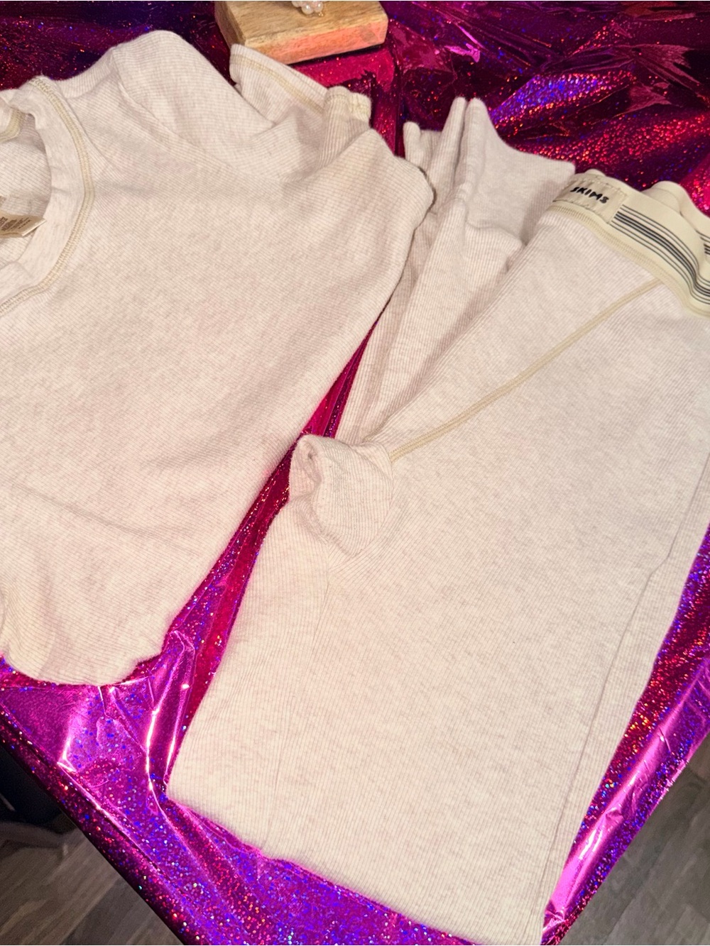 Skims legging set medium 🩷🫶 - Picture 1 of 4
